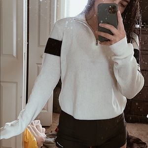 Brandy Melville sweater